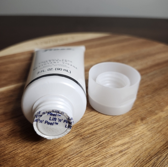 Floss cleanser full size - Picture 5 of 7